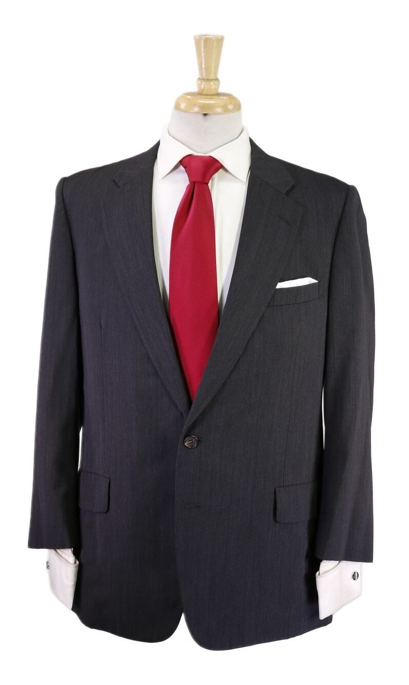 Hickey Freeman Black Gray Striped 2-Btn Wool Suit 38S